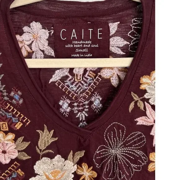 NWT Anthropology by Caite Tees Women's Burgundy Embroidered Shirt - Size Small - Picture 4 of 10